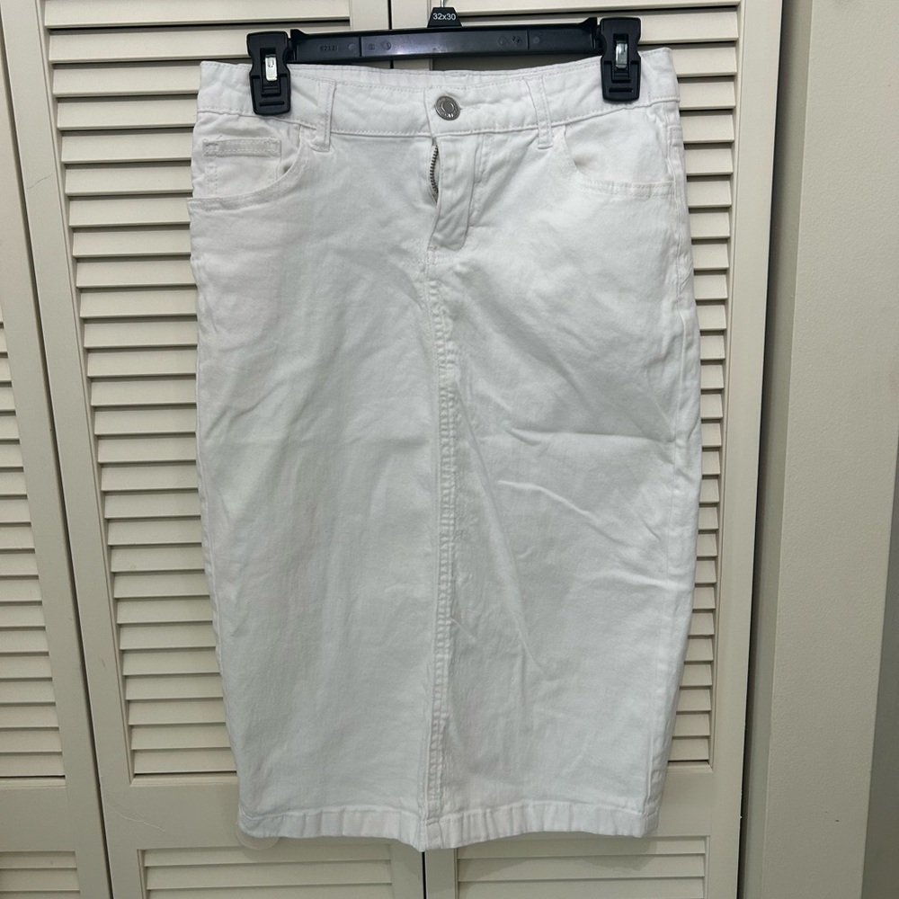BE-GIRL White Midi Skirt